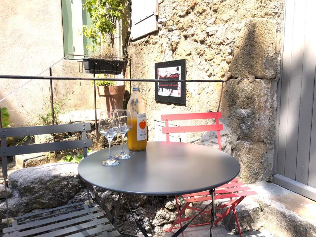 La Soierie Du Clos Des Oliviers Hotel Lourmarin Bagian luar foto